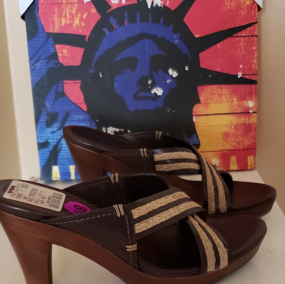 COLE Haan MULES